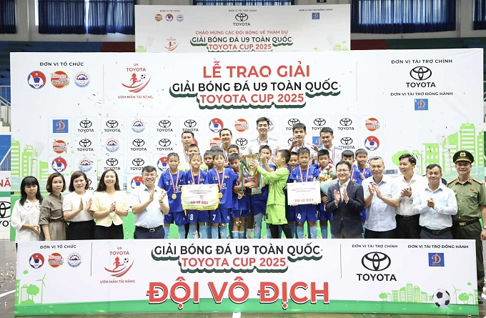 Việt Hùng Thanh Hóa xứng đáng vô địch 
