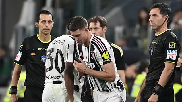 Vlahovic ấn định thắng lợi 2-0 cho đội chủ nhà