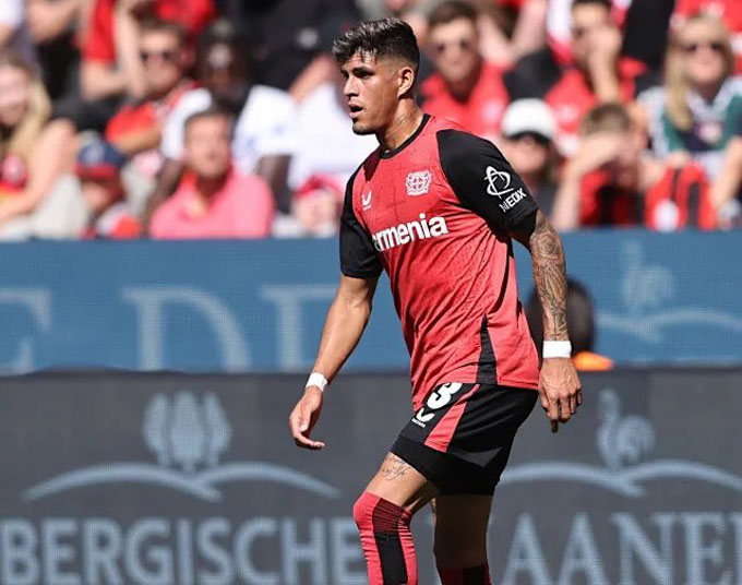 Hincapie đang muốn rời Leverkusen để tìm thử thách mới
