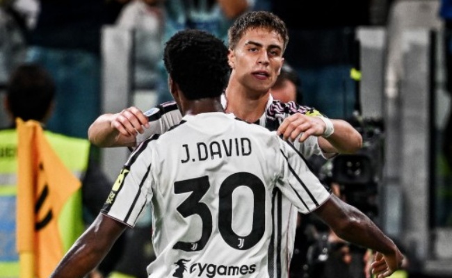 Juve ra quân thắng lợi