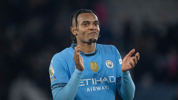 Manuel Akanji 