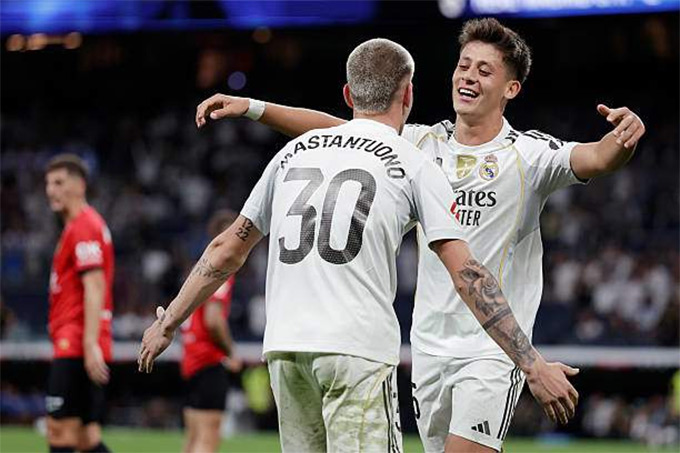 Real Madrid ngược dòng đánh bại Mallorca