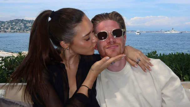 Kat Kerkhofs, vợ của Dries Mertens, từng thuyết phục vợ Kevin De Bruyne rằng Napoli xứng đáng để sống thử