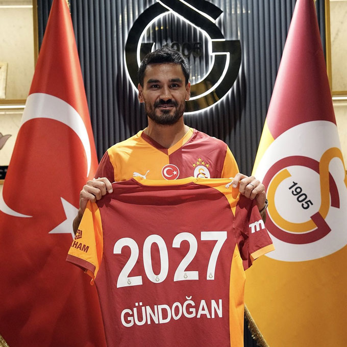 Gundogan chính thức ra mắt Galatasaray