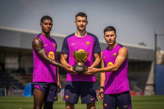 Bardghji là tân binh cuối cùng của Barca được đăng ký