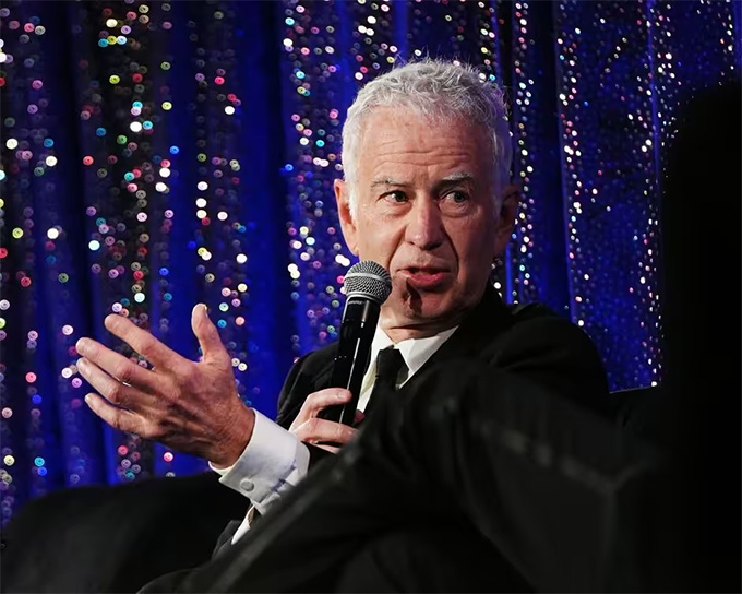 McEnroe rất khen ngợi thái độ sau thua trận của Nole