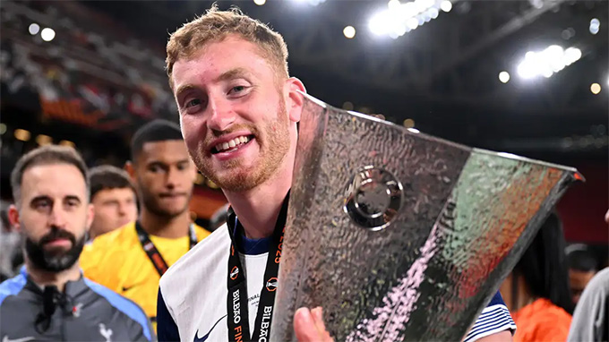 Kulusevski của Tottenham gây sốc cho NHM