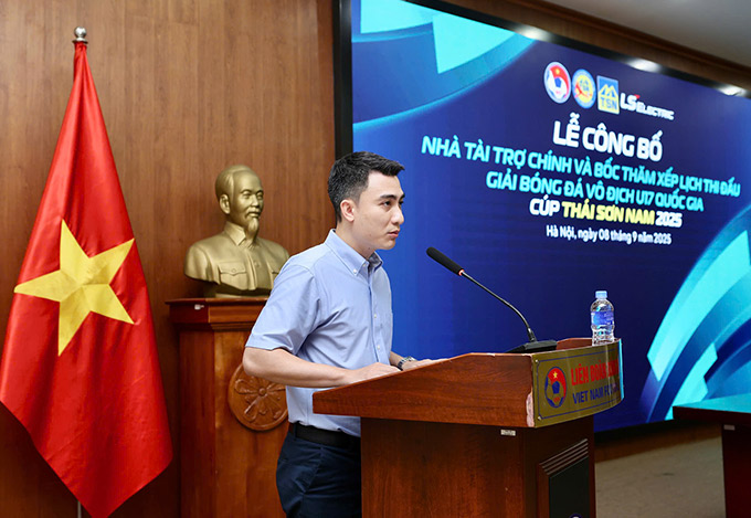 Ông Trần Anh Minh - Tổng giám đốc Công ty CP Tập đoàn Thái Sơn Nam vinh dự là nhà tài trợ của VCK U17 Quốc gia 2025, với mong muốn đóng góp cho bóng đá, đặc biệt là bóng đá trẻ. Chúng tôi mong muốn U17 Quốc gia là bệ phóng vững chắc, góp phần phát triển cho các ĐT Việt Nam trong tương lai - Ảnh: Đức Cường