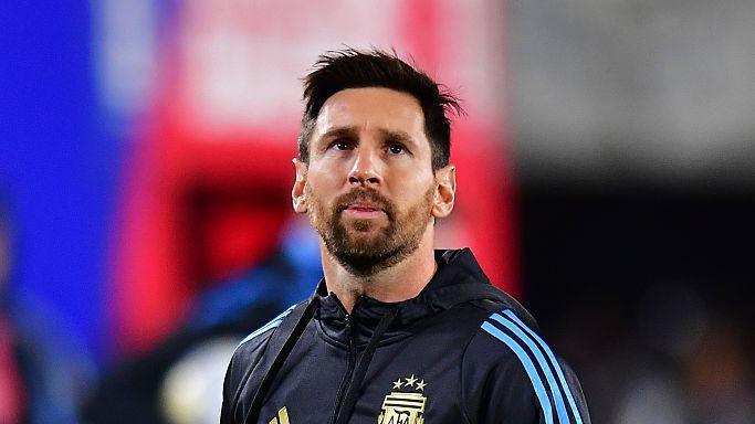 Messi sẽ bỏ lỡ cơ hội trở thành cầu thủ ra sân nhiều nhất mọi thời đại tại vòng loại World Cup khu vực Nam Mỹ