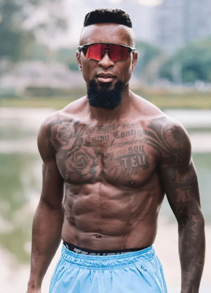 Ze Roberto duy trì lối sống lành mạnh