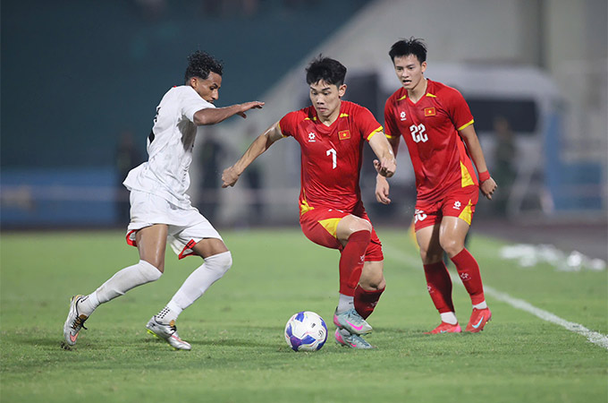 Đình Bắc và các đồng đội đã giành vé dự VCK U23 châu Á 2026 theo cách rất thuyết phục - Ảnh: Đức Cường 