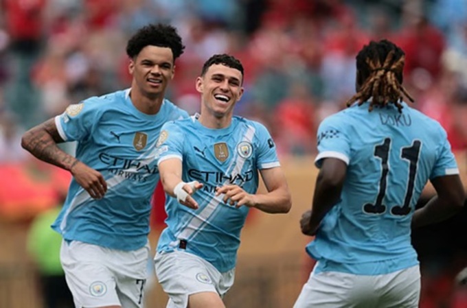 Pep đã và đang thành công trong việc giúp Man City trẻ hóa đội hình