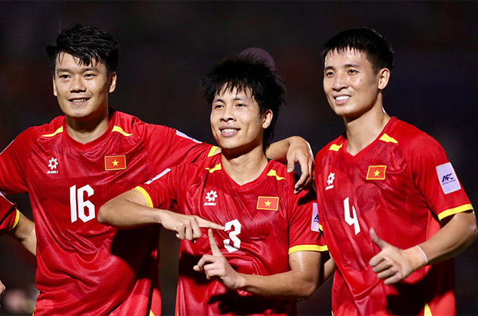 ĐT Việt Nam chỉ bị trừ 1 bậc trên BXH FIFA tháng 9 - Ảnh: Anh Khoa 