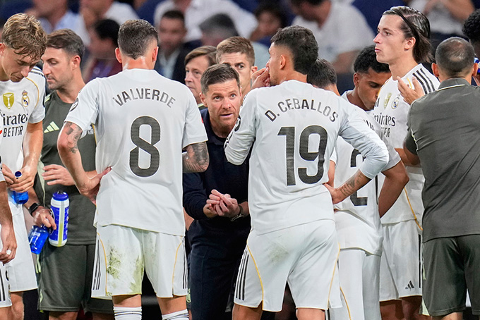 Aurelien Tchouamen nhấn mạnh đến vai trò đặc biệt của Xabi Alonso đối với cá nhân anh và Real Madrid