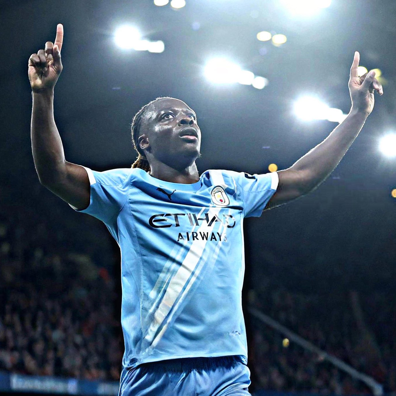 Doku là ngôi sao sáng giá nhất trận Napoli thắng Man City