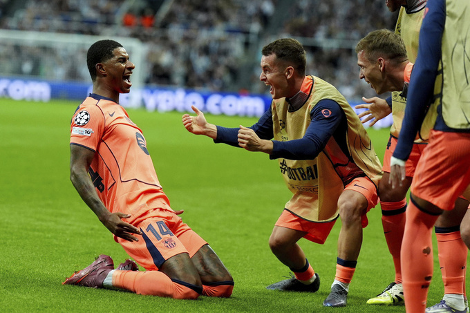 Rashford "bay cao" sau khi gia nhập Barca dưới dạng hợp đồng cho mượn từ MU