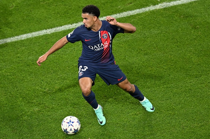 Zaire-Emery sẽ là người thay thế Joao Neves ở hàng tiền vệ PSG
