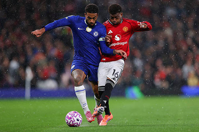 Diallo chơi không quá hay trong chiến thắng của MU trước Chelsea