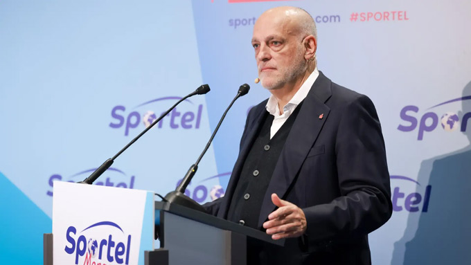 Tebas kịch liệt chỉ trích Ngoại hạng Anh