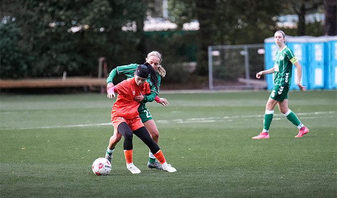 Các cô gái trẻ của U17 nữ Việt Nam có dịp cọ xát với các đội bóng chất lượng của Đức 