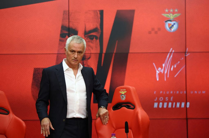 Mourinho quay lại dẫn dắt Benfica ngay sau khi bị Fenerbahce sa thải