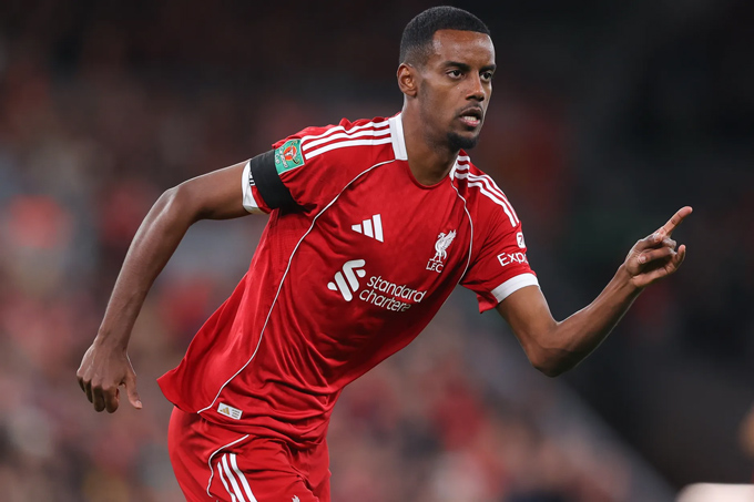 Liverpool cũng gặp vật cản khó là Palace