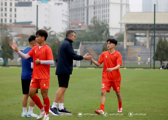 Thomas từng được triệu tập vào ĐT U17 Việt Nam hồi đầu năm 2025