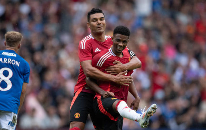 Casemiro và Diallo có thể ra sân trở lại ở trận gặp Sunderland