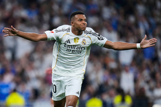 Kylian Mbappe lập hat-trick vào lưới của Kairat Almaty và được bầu là "Cầu thủ xuất sắc nhất trận"