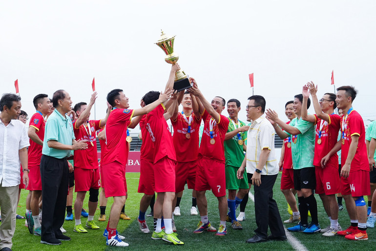 Trận đấu khép lại với tỷ số 3-3, FC Trung tâm Phát thanh - Truyền hình Quân đội thắng luân lưu, giành Siêu cúp Press Cup 2025