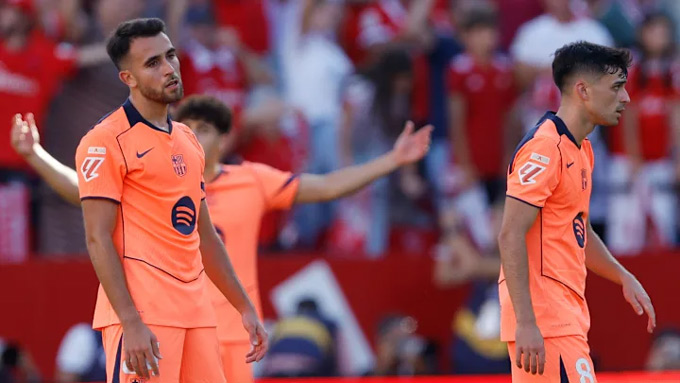Barca nhận thất bại xứng đáng trước Sevilla