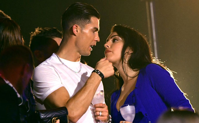 Georgina Rodriguez và Cristiano Ronaldo đã đính hôn