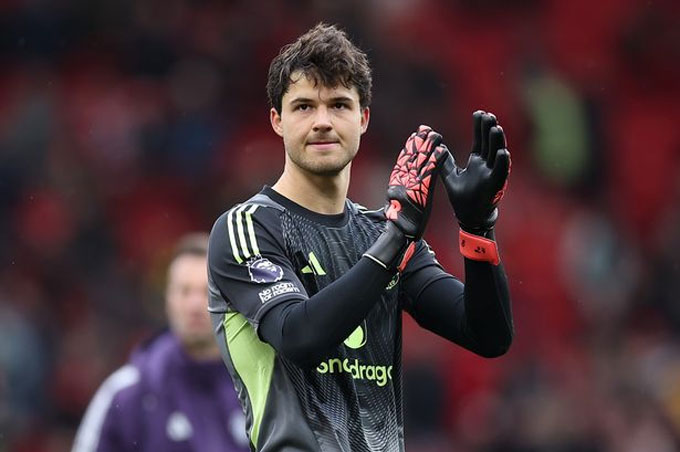 Lammens sẽ có suất bắt chính sau màn thể hiện tốt ở trận thắng Sunderland