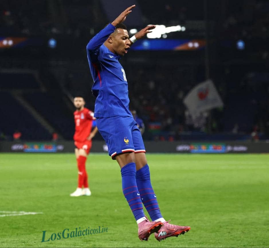 Mbappe đã cán mốc 394 bàn thắng chuyên nghiệp trước khi tròn 27 tuổi 
