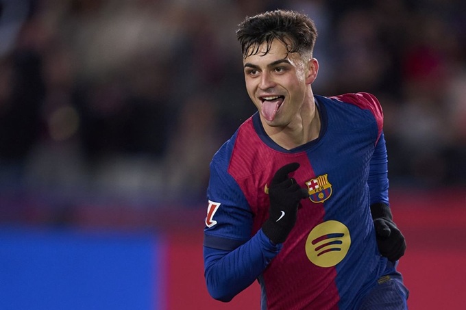 Pedri hội tụ những phẩm chất tốt nhất của cả Andres Iniesta và Xavi