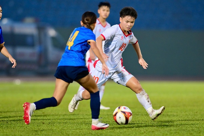 Minh Ánh tỏa sáng bằng cú hat-trick ở trận ra quân - Ảnh: Quốc An 