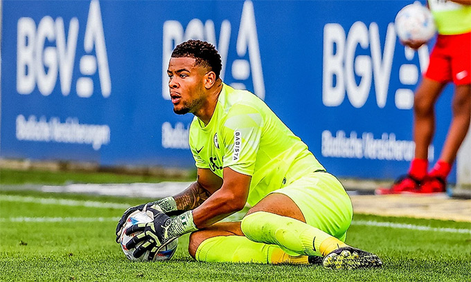 Atubolu là chuyên gia bắt penalty 