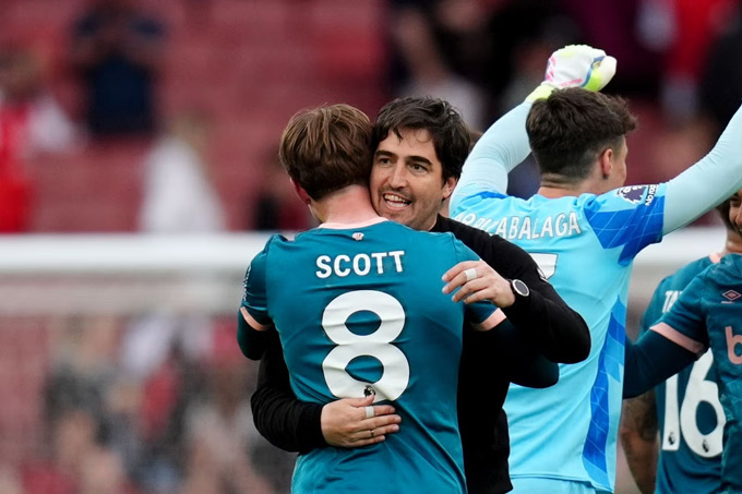 HLV Bournemouth Andoni Iraola đang dẫn đầu cuộc cách mạng chiến thuật thời hậu Pep