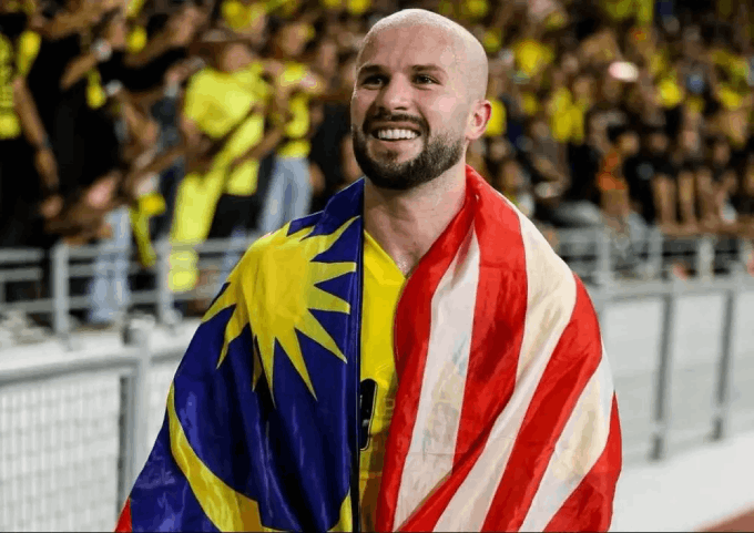 Bức ảnh gia đình liên quan đến gốc gác của Joao Figueiredo được chính tiền đạo này đăng tải