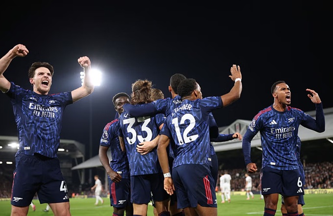 Ai mà ghét được những chiến thắng của Arsenal!