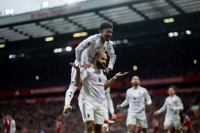 MU có một trận thắng đáng khen ngay trên sân Anfield của Liverpool