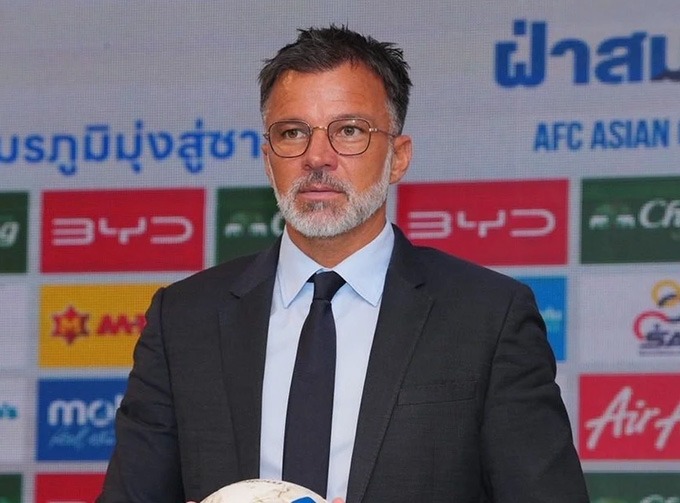 Ông Anthony Hudson lạc quan về tương lai bóng đá Thái Lan 