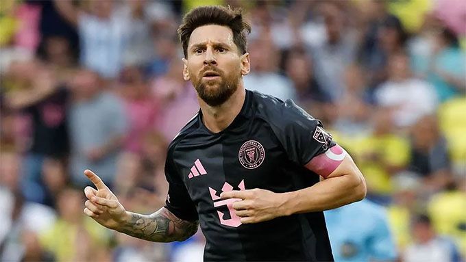 Lionel Messi vừa gia hạn hợp đồng với Inter Miami