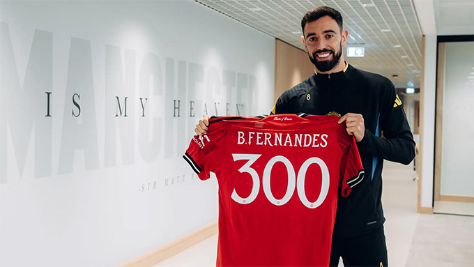 Bruno Fernandes cán mốc 300 trận cho MU