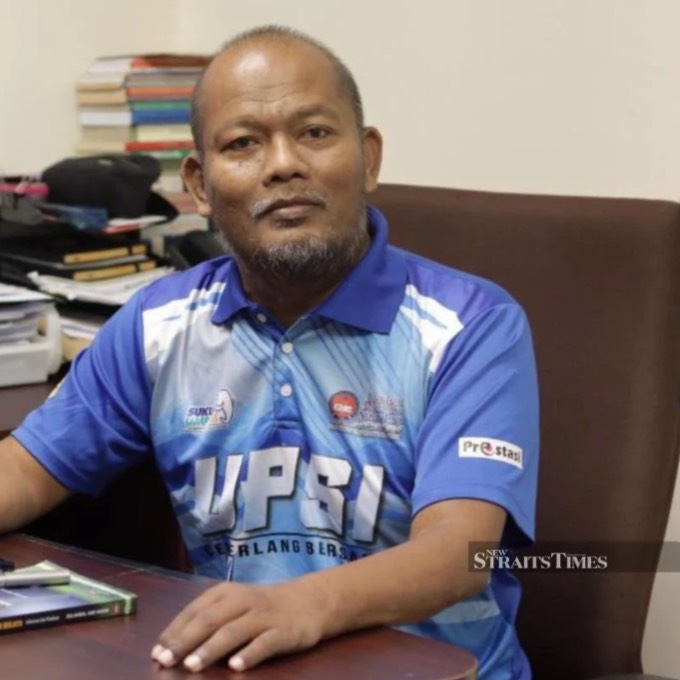 Chuyên gia bóng đá Abdul Karim và những nhận định về ‘tia hy vọng mới” của Malaysia (Ảnh: NST)