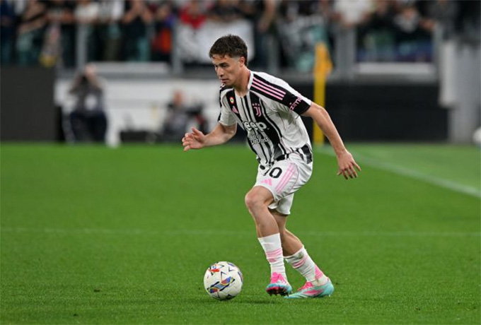 Đội hình được xây dựng quanh Yildiz