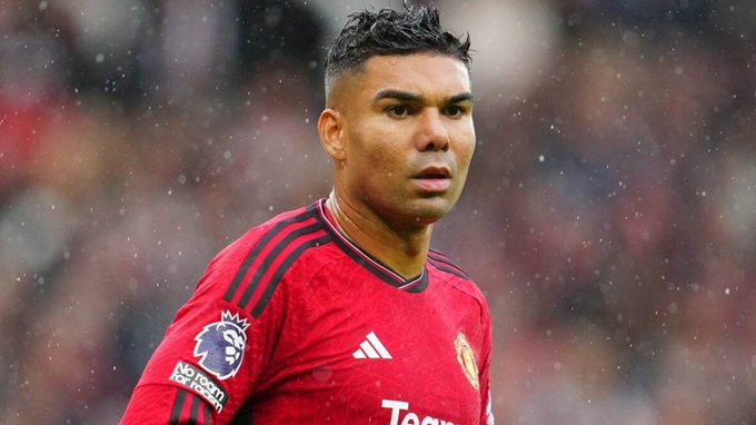 Casemiro vừa là trụ cột nhưng cũng là vấn đề của MU