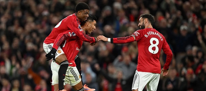 Casemiro đang là chỗ dựa tin cậy cho hàng tiền vệ MU