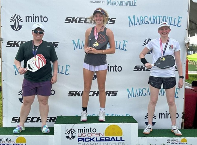 Cô không những không bỏ cuộc mà còn thi đấu chuyên nghiệp