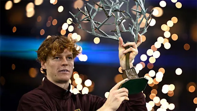 Jannik Sinner đăng quang Paris Masters 2025